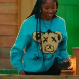 Battle Camp S01 Brianna Balram Teddy Bear Blue Sweater