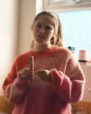 Such Brave Girls S02 Lizzie Davidson Gradient Color Sweater