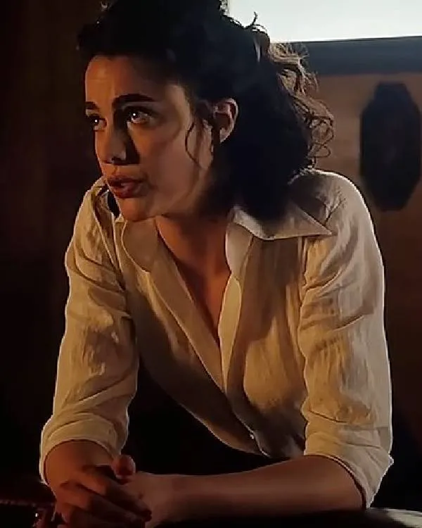 Honey Don’t! Face Margaret Qualley White Shirt