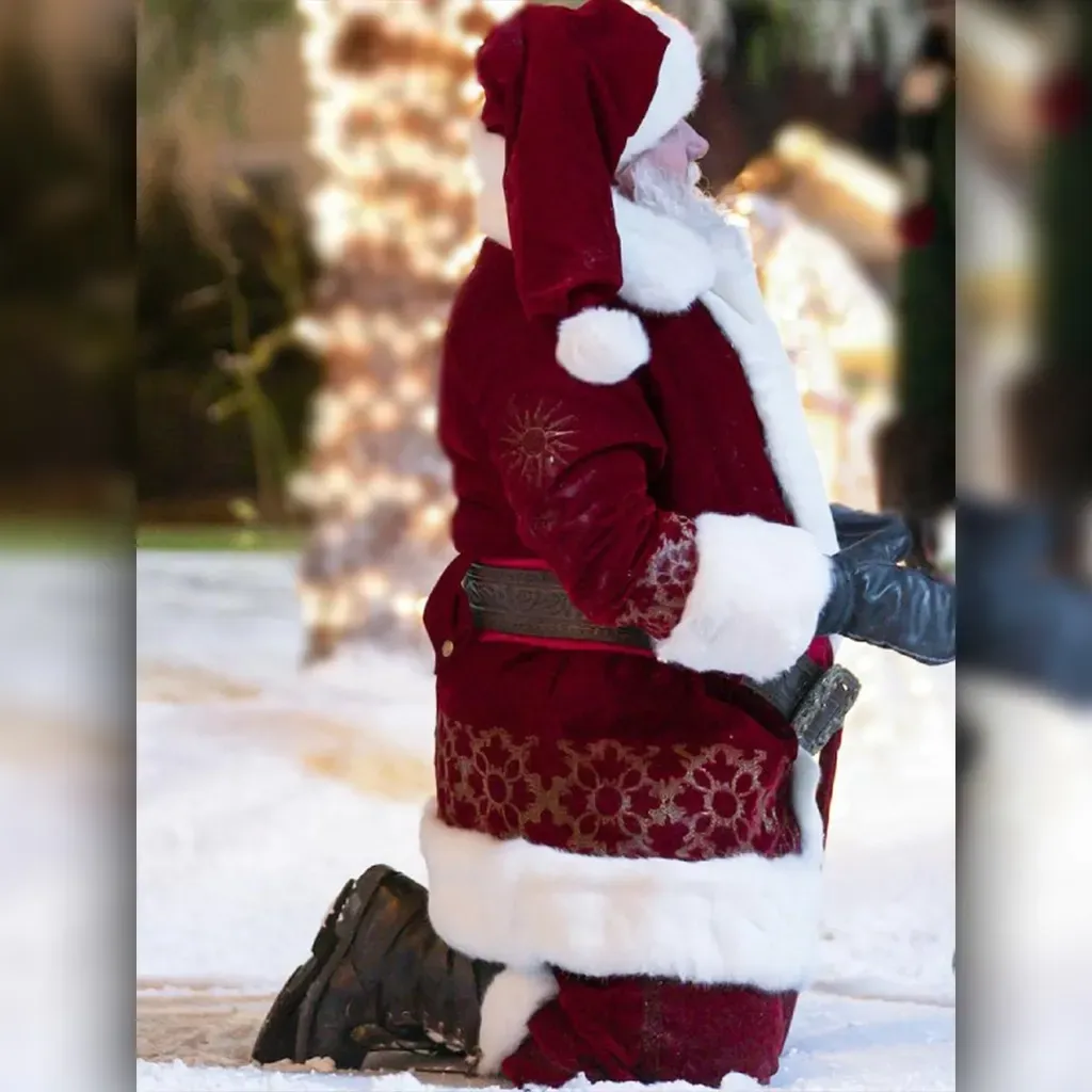 The Santa Clauses rigth Tim Allen Santa Suit