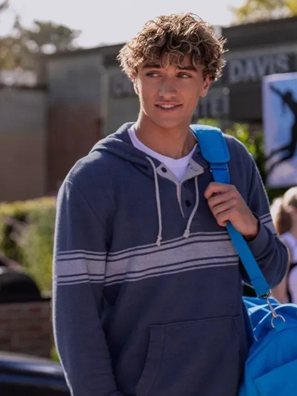 The Summer I Turned Pretty S02 Gavin Casalegno Pull-OverHoodie