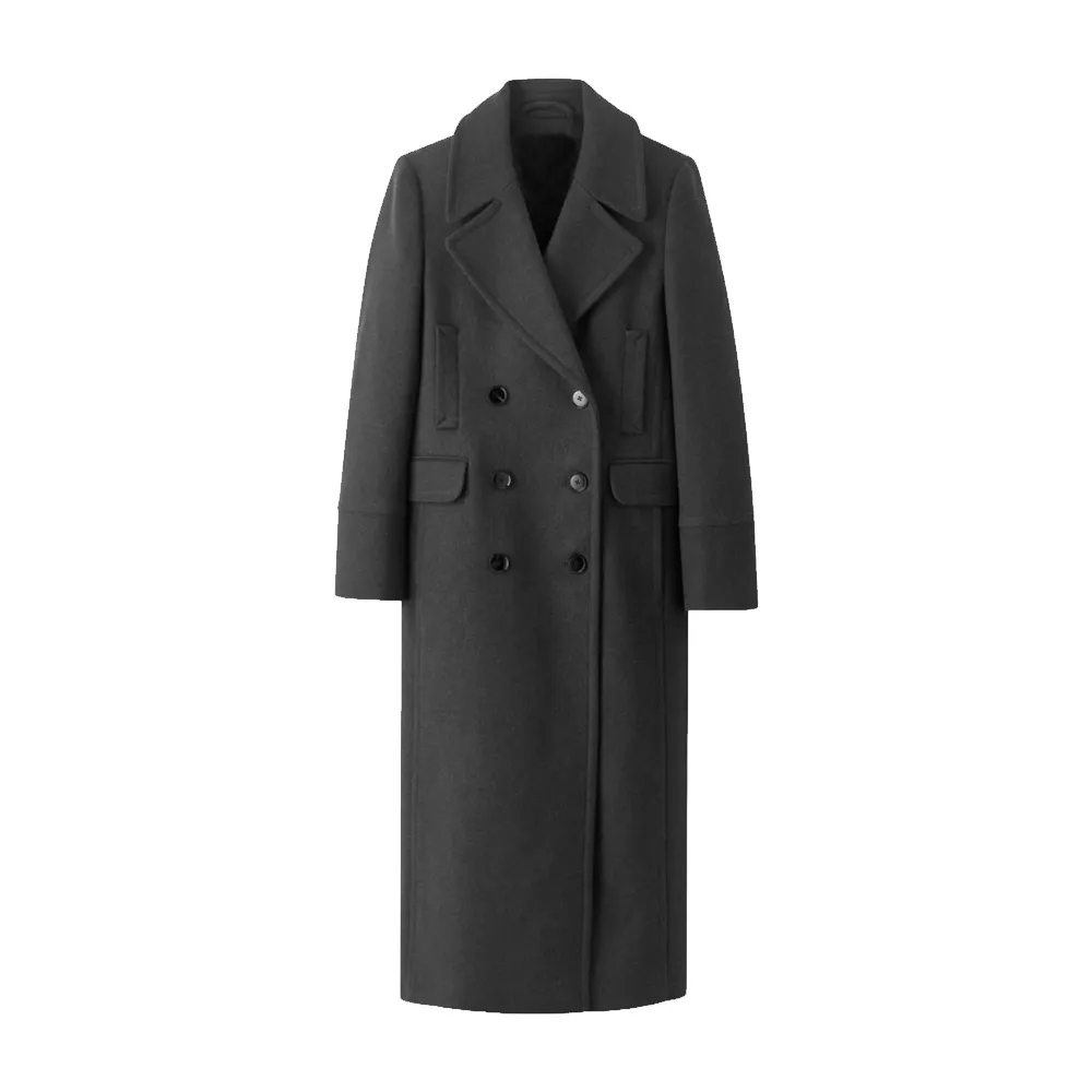 The Traitors UK S03 Claudia Winkleman GrayCoat