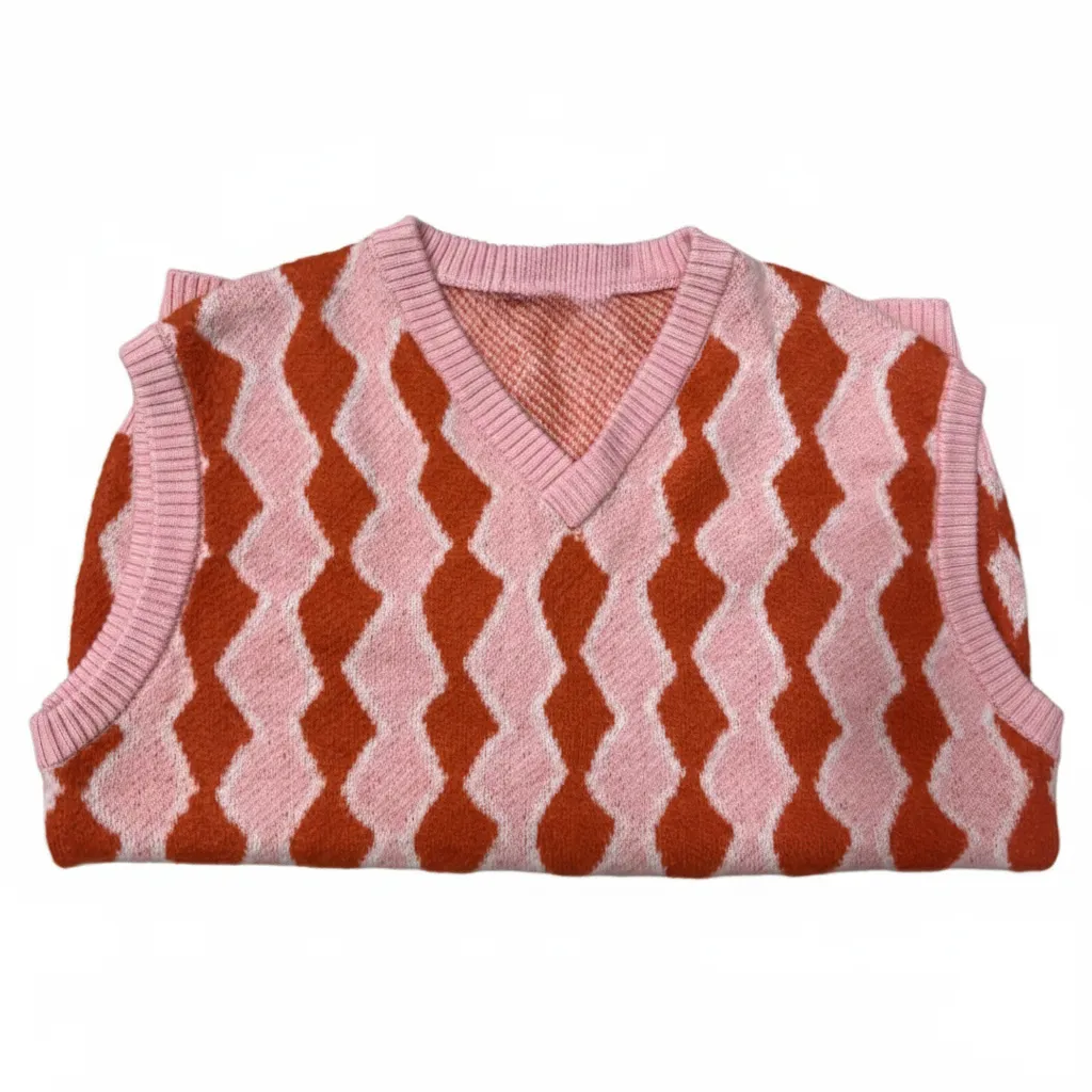 Emily In Paris S05 SamuelArnold V-Neck Sweater Vest