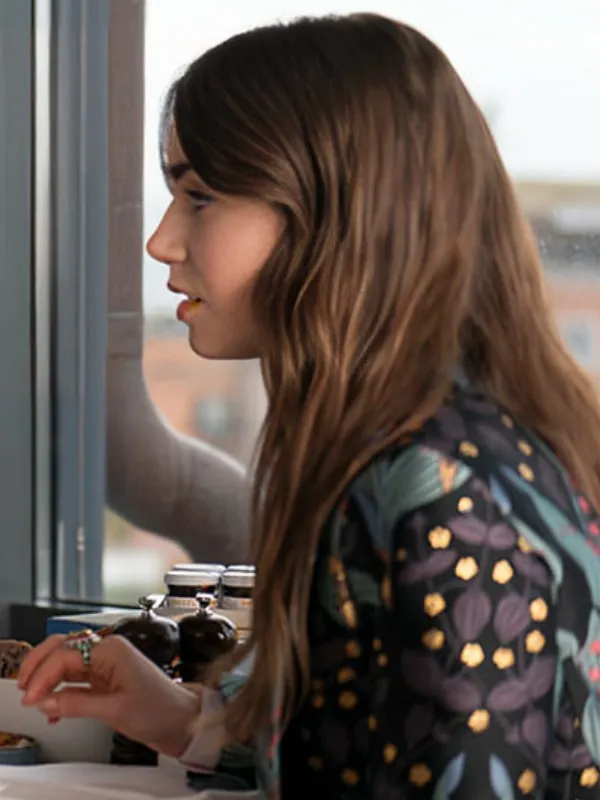 Emily In Paris S4 LilyCollins Floral Blazer