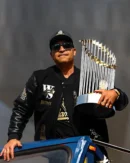 New-Dave-Roberts-Dodgers-World-Series-Championship-Parade-Jacket
